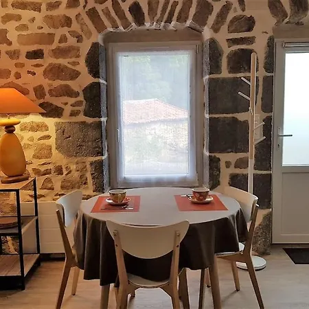 Chaleureux 5 Mns Chaine Des Puys Apartment Saint-Genes-Champanelle